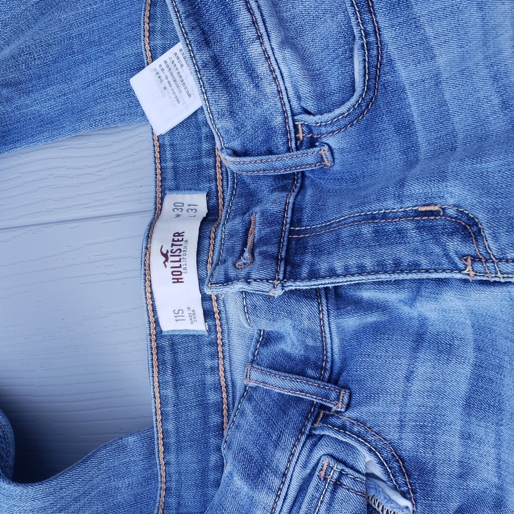 Hollister jeans